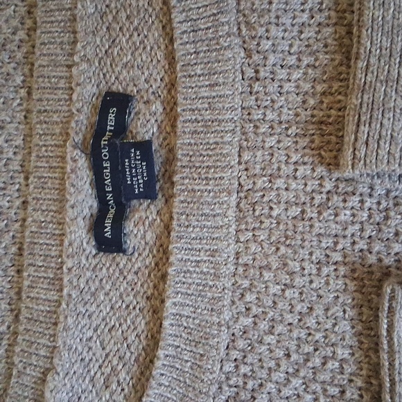 American Eagle Outfitters Sweaters - American Eagle Outfitters Sweater